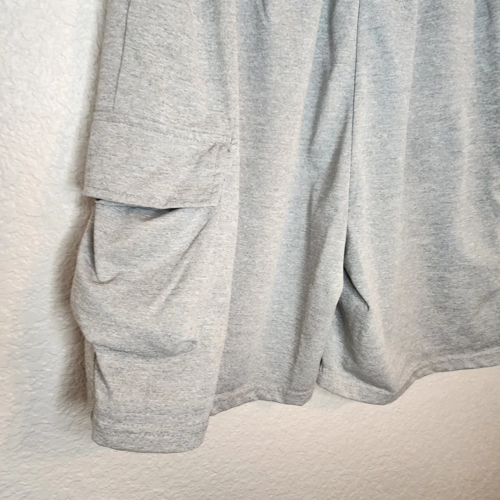 Manfinity Gray Men's Cargo Shorts athleisure athletic shorts size Large